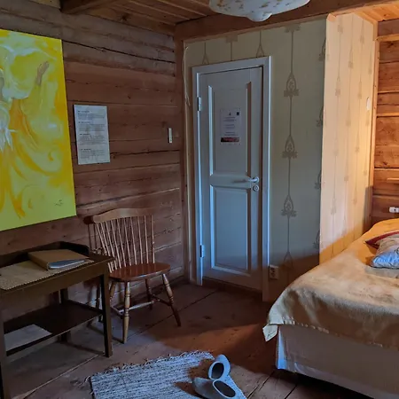Nukula Guestrooms 招待所 Oravasaari