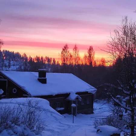 Nukula Guestrooms * Oravasaari