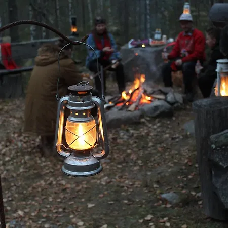 Nukula Guestrooms 招待所 *