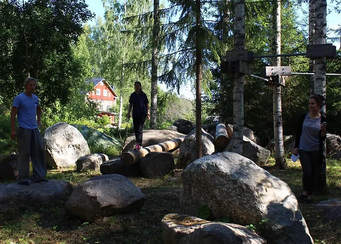 Nukula Guestrooms * Oravasaari