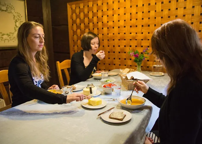 Nukula Guestrooms Pensjonat *